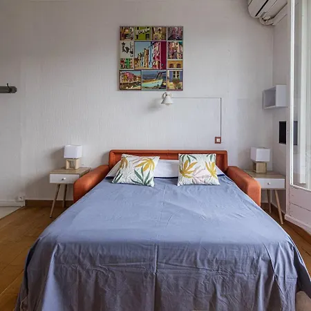 Vue Dent Du Piscine Proche Thermes