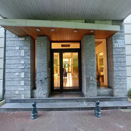Vue Dent Du Piscine Proche Thermes Appartamento Aix-les-Bains