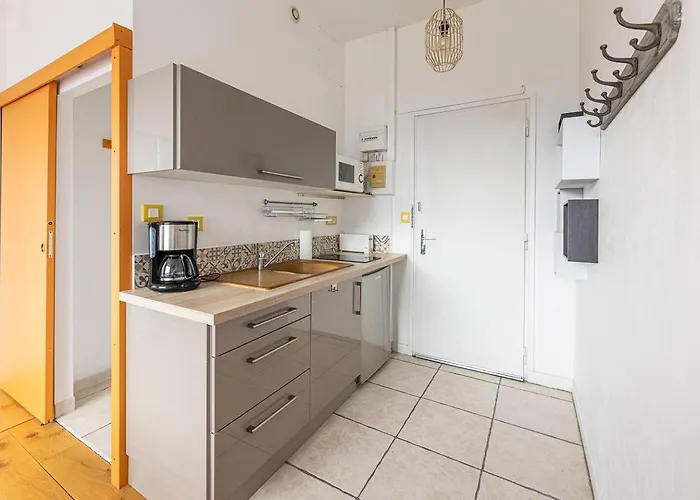 Vue Dent Du Piscine Proche Thermes Lägenhet *