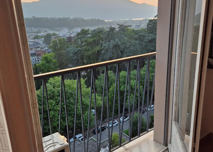 Vue Dent Du Piscine Proche Thermes Aix-les-Bains